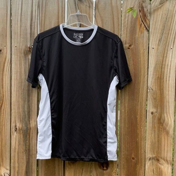 Take 50% OFF- LVL TEN Performance Quick Dry Shorts Sleeve, Size-M - Picture 1 of 5